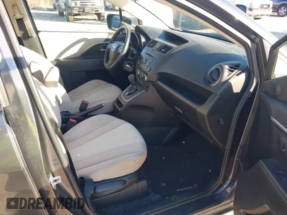 ✅ 2015 Mazda 5 Sport • VIN: JM1CW2BL6F0186439 • Lot: 41376755. Listed on IAAI with 186,680 mi. Free auction sales archive from the USA and detailed vehicle history report at DreamBid. Image 5.