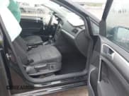 ✅ 2016 Volkswagen Golf TSI SE • VIN: 3VW217AU3GM009974 • Lot: 43308760. Wystawiony na IAAI z przebiegiem 118 060 mil. Bezpłatny archiwum sprzedaży aukcyjnych z USA i szczegółowy raport historii pojazdu na DreamBid. Zdjęcie 5.