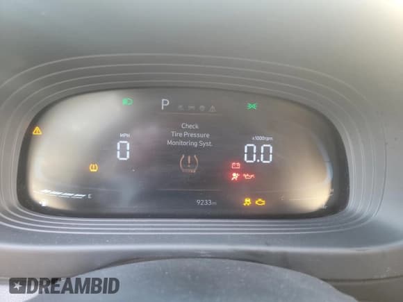 ✅ 2024 Hyundai Venue SE • VIN: KMHRB8A3XRU288751 • Lot: 88154795. Listed on Copart with 9,233 mi. Free auction sales archive from the USA and detailed vehicle history report at DreamBid. Image 8.