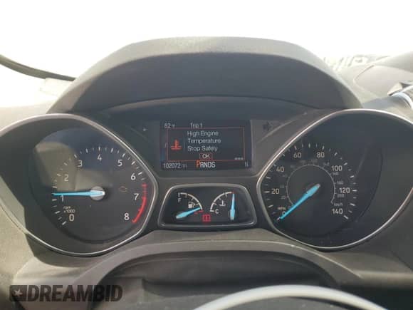 2018 Ford Escape SE z VIN 1FMCU9GD6JUD48647, wystawiony jako Copart lot #70868345 z przebiegiem 102 072 mil mil oraz Szkoda całkowita • Salvage title. Historia ofert i sprzedaży dostępna na DreamBid. Obrazek 9.