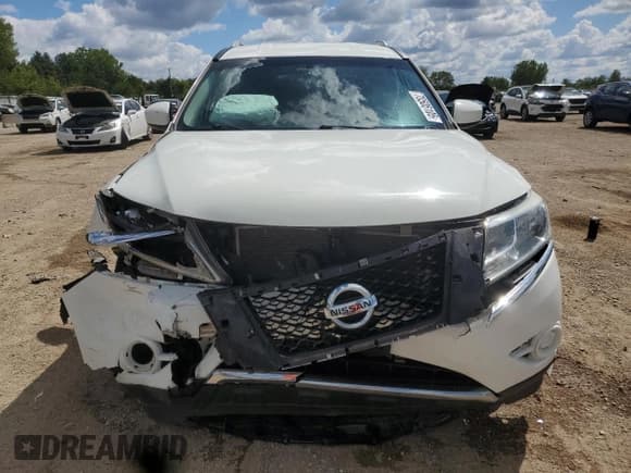✅ 2016 Nissan Pathfinder SV • VIN: 5N1AR2MM7GC643159 • Lot: 70505105. Listed on Copart with 151,408 mi. Free auction sales archive from the USA and detailed vehicle history report at DreamBid. Image 5.