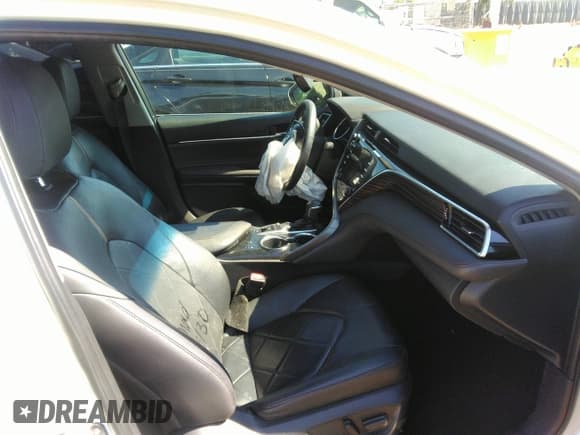 ✅ 2018 Toyota Camry XSE • VIN: 4T1BZ1HK9JU004922 • Лот: 38788519. Опубликован ранее на IAAI с пробегом 101 856 миль. Бесплатный доступ к архиву аукционных продаж из США и подробный отчёт об истории автомобиля на DreamBid. Изображение 5.