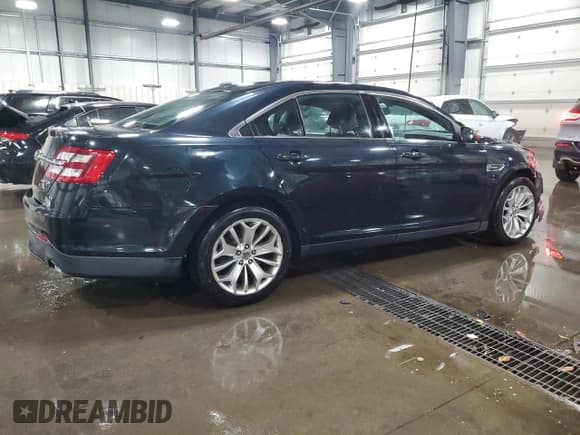 ✅ 2014 Ford Taurus Limited • VIN: 1FAHP2F8XEG111490 • Lot: 85409045. Listed on Copart with 182,784 mi. Free auction sales archive from the USA and detailed vehicle history report at DreamBid. Image 3.