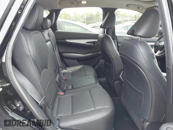 ✅ 2019 Infiniti QX50 Essential • VIN: 3PCAJ5M30KF138306 • Lot: 42099096. Wystawiony na IAAI z przebiegiem 73 587 mil. Bezpłatny archiwum sprzedaży aukcyjnych z USA i szczegółowy raport historii pojazdu na DreamBid. Zdjęcie 8.