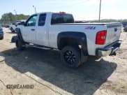 ✅ 2012 Chevrolet Silverado 2500HD LT • VIN: 1GC2KXCG5CZ348946 • Lot: 41930704. Wystawiony na IAAI z przebiegiem 213 663 mil. Bezpłatny archiwum sprzedaży aukcyjnych z USA i szczegółowy raport historii pojazdu na DreamBid. Zdjęcie 3.
