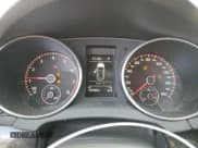 ✅ 2014 Volkswagen Golf GTI Wolfsburg Edition • VIN: WVWHD7AJ9EW000607 • Lot: 68878294. Wystawiony na Copart z przebiegiem 103 661 mil. Bezpłatny archiwum sprzedaży aukcyjnych z USA i szczegółowy raport historii pojazdu na DreamBid. Zdjęcie 9.