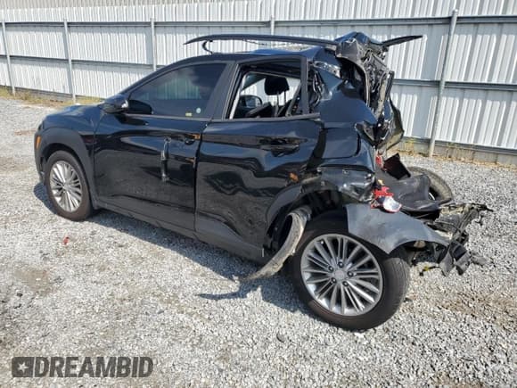 ✅ 2018 Hyundai Kona SEL • VIN: KM8K62AA4JU163380 • Лот: 67961713. Опубликован ранее на Copart с пробегом 62 720 миль. Бесплатный доступ к архиву аукционных продаж из США и подробный отчёт об истории автомобиля на DreamBid. Изображение 2.