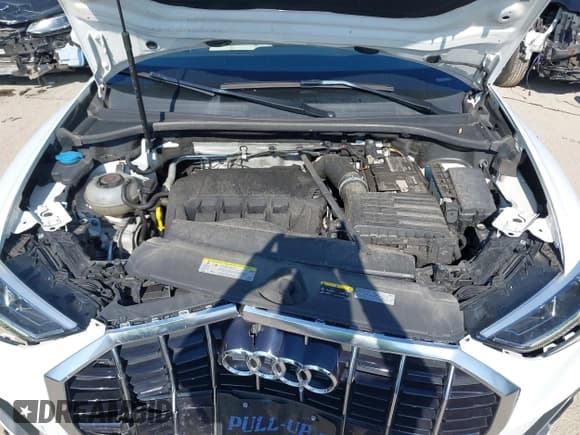 ✅ 2020 Audi Q3 S line Premium Plus • VIN: WA1EECF32L1107344 • Lot: 42700992. Wystawiony na IAAI z przebiegiem 76 570 mil. Bezpłatny archiwum sprzedaży aukcyjnych z USA i szczegółowy raport historii pojazdu na DreamBid. Zdjęcie 10.