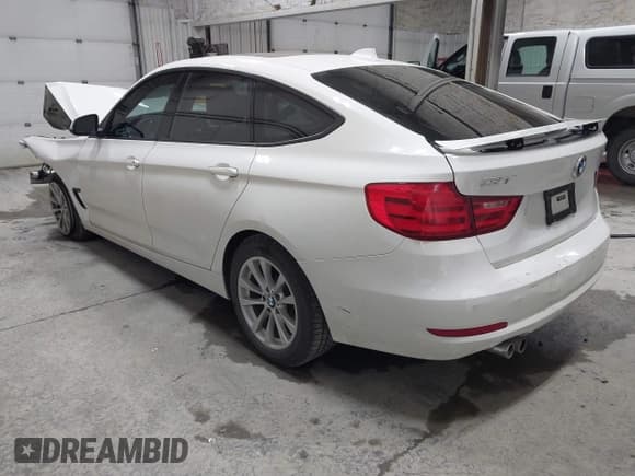 ✅ 2014 BMW 3 Series 328i Gran Turismo xDrive • VIN: WBA3X5C58ED559323 • Лот: 42628267. Опубликован ранее на IAAI с пробегом 116 284 миль. Бесплатный доступ к архиву аукционных продаж из США и подробный отчёт об истории автомобиля на DreamBid. Изображение 3.