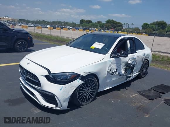 ✅ 2023 Mercedes-Benz C 300 • VIN: W1KAF4GB2PR130648 • Лот: 42289184. Опубликован ранее на IAAI с пробегом 18 607 миль. Бесплатный доступ к архиву аукционных продаж из США и подробный отчёт об истории автомобиля на DreamBid. Изображение 2.