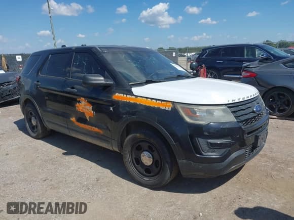 ✅ 2017 Ford Police Interceptor Utility • VIN: 1FM5K8AT8HGE30624 • Лот: 43297081. Опубликован ранее на IAAI с пробегом 149 664 миль. Бесплатный доступ к архиву аукционных продаж из США и подробный отчёт об истории автомобиля на DreamBid. Изображение 1.