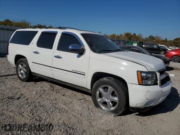 ✅ 2011 Chevrolet Suburban LTZ • VIN: 1GNSCKE00BR216666 • Lot: 77368824. Wystawiony na Copart z przebiegiem 185 922 mil. Bezpłatny archiwum sprzedaży aukcyjnych z USA i szczegółowy raport historii pojazdu na DreamBid. Zdjęcie 4.