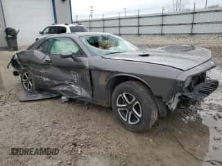 2010 Dodge Challenger SE z VIN 2B3CJ4DV7AH145882, wystawiony jako Copart lot #82448895 z przebiegiem Nie podano mil oraz Nie do naprawy • Non repairable. Historia ofert i sprzedaży dostępna na DreamBid. Obrazek 4.