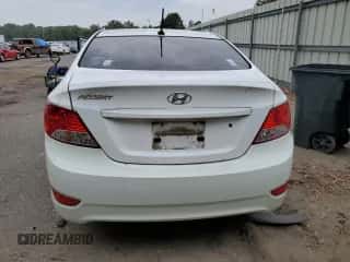2014 Hyundai Accent GLS с VIN KMHCT4AE8EU684992, выставлен на аукционе Copart как лот 41794524 с пробегом 86 089 миль миль и Списание • Salvage title. История ставок и продаж доступна на DreamBid. Изображение 6.