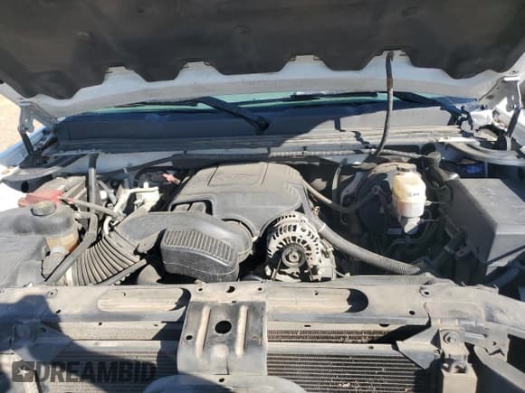 ✅ 2011 Chevrolet Silverado 1500 LS • VIN: 1GCRKREA6BZ326620 • Lot: 82655135. Listed on Copart with 275,270 mi. Free auction sales archive from the USA and detailed vehicle history report at DreamBid. Image 11.