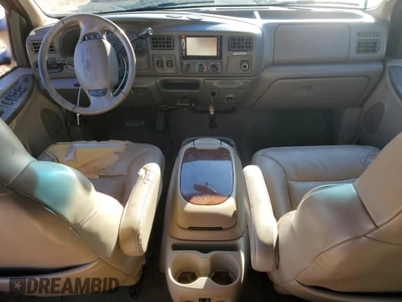 ✅ 2001 Ford Excursion Limited • VIN: 1FMNU42S31EA20484 • Lot: 91367555. Wystawiony na Copart z przebiegiem 270 488 mil. Bezpłatny archiwum sprzedaży aukcyjnych z USA i szczegółowy raport historii pojazdu na DreamBid. Zdjęcie 8.