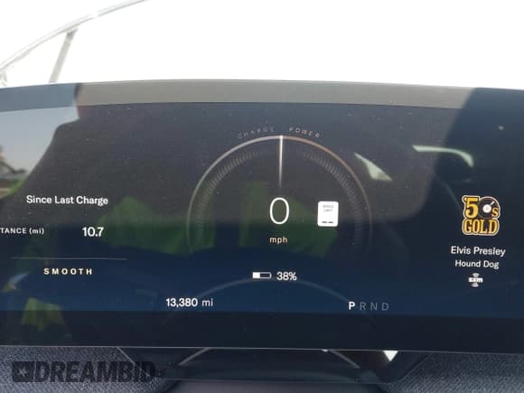 ✅ 2023 Lucid Air Pure • VIN: 50EA1PFA3PA007664 • Lot: 43409294. Wystawiony na IAAI z przebiegiem 13 380 mil. Bezpłatny archiwum sprzedaży aukcyjnych z USA i szczegółowy raport historii pojazdu na DreamBid. Zdjęcie 7.