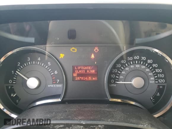 ✅ 2006 Mercury Mountaineer Luxury • VIN: 4M2EU47E16UJ21392 • Lot: 46027235. Listed on Copart with 187,814 mi. Free auction sales archive from the USA and detailed vehicle history report at DreamBid. Image 9.