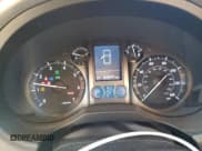 ✅ 2018 Lexus GX 460 • VIN: JTJBM7FX0J5209363 • Lot: 91449025. Wystawiony na Copart z przebiegiem 83 697 mil. Bezpłatny archiwum sprzedaży aukcyjnych z USA i szczegółowy raport historii pojazdu na DreamBid. Zdjęcie 9.