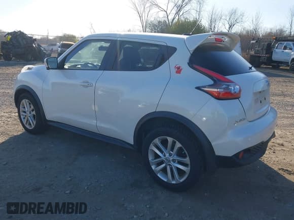 ✅ 2015 Nissan Juke Nismo • VIN: JN8AF5MV9FT553263 • Lot: 43704838. Wystawiony na IAAI z przebiegiem 187 935 mil. Bezpłatny archiwum sprzedaży aukcyjnych z USA i szczegółowy raport historii pojazdu na DreamBid. Zdjęcie 3.