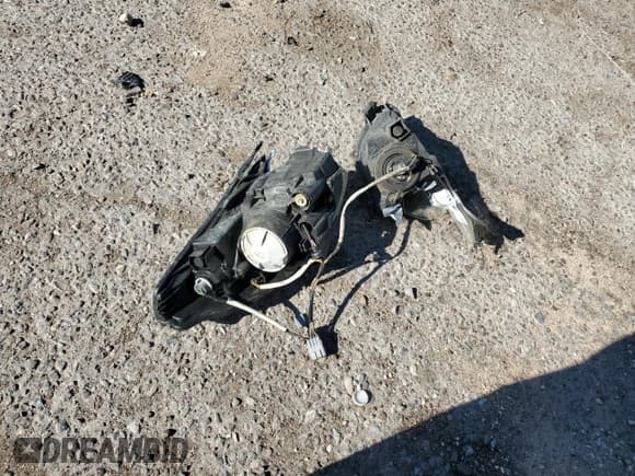 ✅ 2011 Subaru Outback Limited • VIN: 4S4BRBJC8B3397778 • Lot: 82109575. Listed on Copart with 133,980 mi. Free auction sales archive from the USA and detailed vehicle history report at DreamBid. Image 12.