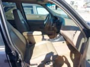 ✅ 2000 Ford Explorer Eddie Bauer • VIN: 1FMDU74E6YZB25124 • Lot: 41705960. Wystawiony na IAAI z przebiegiem 204 513 mil. Bezpłatny archiwum sprzedaży aukcyjnych z USA i szczegółowy raport historii pojazdu na DreamBid. Zdjęcie 5.