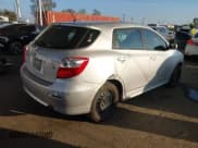 ✅ 2011 Toyota Matrix • VIN: 2T1KU4EE1BC562524 • Lot: 43635498. Wystawiony na IAAI z przebiegiem 108 865 mil. Bezpłatny archiwum sprzedaży aukcyjnych z USA i szczegółowy raport historii pojazdu na DreamBid. Zdjęcie 4.