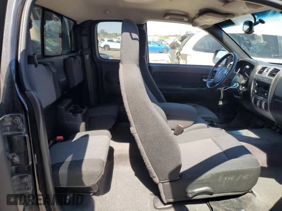 2008 Chevrolet Colorado 2LT z VIN 1GCDT49E588199803, wystawiony jako Copart lot #59993055 z przebiegiem 93 272 mil mil oraz Szkoda całkowita • Salvage title. Historia ofert i sprzedaży dostępna na DreamBid. Obrazek 10.