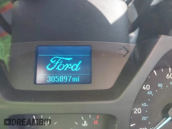 ✅ 2015 Ford Transit Cargo • VIN: 1FTNE1YGXFKA66907 • Лот: 41605119. Опубликован ранее на IAAI с пробегом 305 897 миль. Бесплатный доступ к архиву аукционных продаж из США и подробный отчёт об истории автомобиля на DreamBid. Изображение 7.