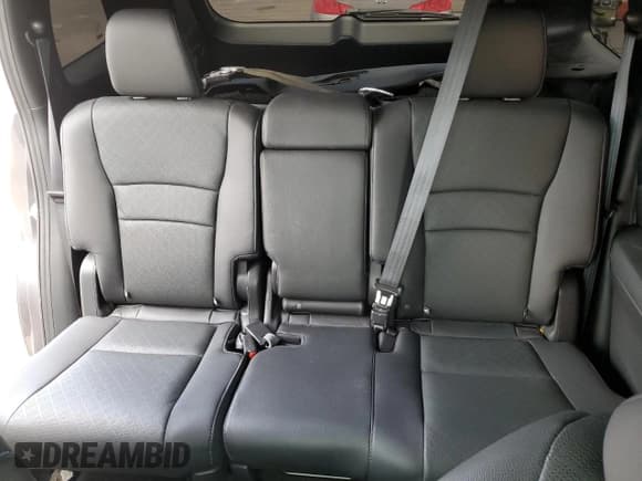 ✅ 2021 Honda Passport EX-L • VIN: 5FNYF7H56MB002353 • Lot: 68548495. Listed on Copart with 56,070 mi. Free auction sales archive from the USA and detailed vehicle history report at DreamBid. Image 10.