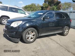 2013 Chevrolet Equinox LS z VIN 2GNALBEKXD6392815, wystawiony jako Copart lot #81104305 z przebiegiem 127 807 mil mil oraz Szkoda całkowita • Salvage title. Historia ofert i sprzedaży dostępna na DreamBid. Obrazek 1.