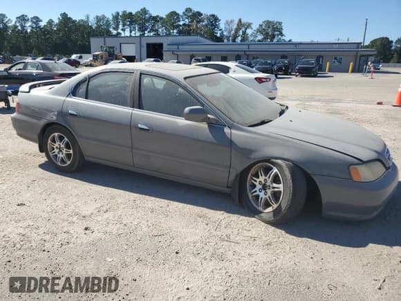 ✅ 2000 Acura TL • VIN: 19UUA5669YA015725 • Lot: 87281445. Listed on Copart with Not provided. Free auction sales archive from the USA and detailed vehicle history report at DreamBid. Image 4.