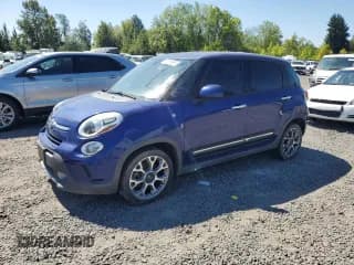 ✅ 2015 FIAT 500L Urbana Trekking • VIN: ZFBCFADH9FZ035306 • Lot: 70063895. Wystawiony na Copart z przebiegiem 135 496 mil. Bezpłatny archiwum sprzedaży aukcyjnych z USA i szczegółowy raport historii pojazdu na DreamBid. Zdjęcie 1.