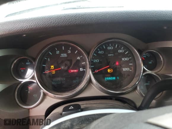 ✅ 2012 Chevrolet Silverado 2500HD LT • VIN: 1GC1KXC84CF208926 • Lot: 47636585. Wystawiony na Copart z przebiegiem 270 038 mil. Bezpłatny archiwum sprzedaży aukcyjnych z USA i szczegółowy raport historii pojazdu na DreamBid. Zdjęcie 9.