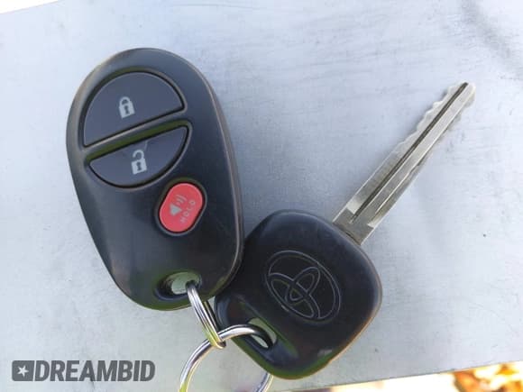 ✅ 2015 Toyota Tacoma PreRunner • VIN: 3TMKU4HN6FM044529 • Lot: 43031258. Listed on IAAI with 167,715 mi. Free auction sales archive from the USA and detailed vehicle history report at DreamBid. Image 11.