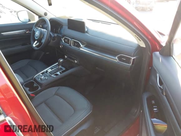 ✅ 2025 Mazda CX-5 S Premium Plus • VIN: JM3KFBEM8S0721594 • Lot: 43606396. Listed on IAAI with 2,314 mi. Free auction sales archive from the USA and detailed vehicle history report at DreamBid. Image 5.