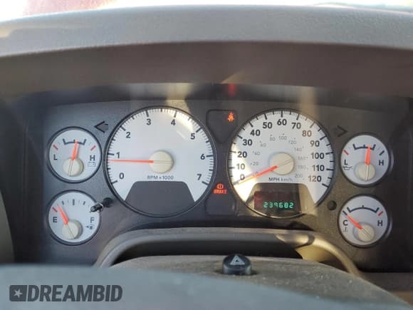 ✅ 2007 Dodge 1500 SLT • VIN: 1D7HU18N97J622314 • Лот: 77491774. Опубликован ранее на Copart с пробегом 239 682 миль. Бесплатный доступ к архиву аукционных продаж из США и подробный отчёт об истории автомобиля на DreamBid. Изображение 9.