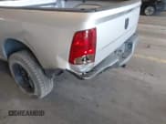 ✅ 2010 Dodge 1500 ST • VIN: 1D7RB1GK5AS209390 • Lot: 40315599. Wystawiony na IAAI z przebiegiem 145 119 mil. Bezpłatny archiwum sprzedaży aukcyjnych z USA i szczegółowy raport historii pojazdu na DreamBid. Zdjęcie 6.