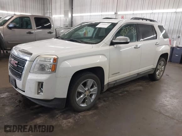 ✅ 2015 GMC Terrain SLE • VIN: 2GKFLWE37F6411696 • Lot: 42800433. Wystawiony na IAAI z przebiegiem 157 268 mil. Bezpłatny archiwum sprzedaży aukcyjnych z USA i szczegółowy raport historii pojazdu na DreamBid. Zdjęcie 18.