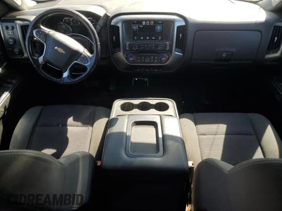 ✅ 2015 Chevrolet Silverado 2500HD LT • VIN: 1GC2KVEG6FZ142492 • Lot: 70559735. Wystawiony na Copart z przebiegiem 82 421 mil. Bezpłatny archiwum sprzedaży aukcyjnych z USA i szczegółowy raport historii pojazdu na DreamBid. Zdjęcie 8.