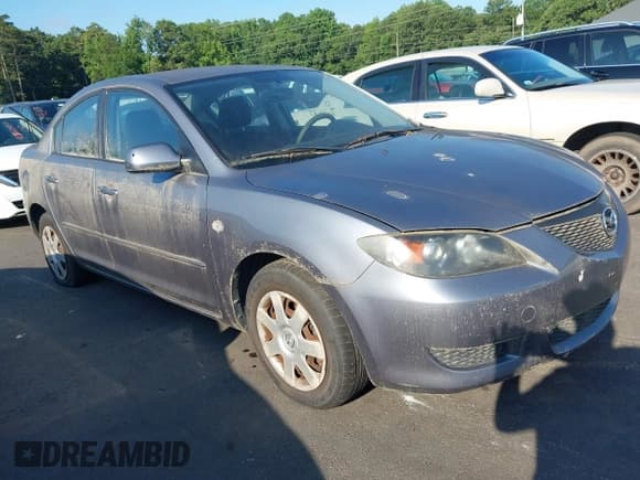 ✅ 2006 Mazda 3 i • VIN: JM1BK12G461466004 • Lot: 42515391. Listed on IAAI with 170,745 mi. Free auction sales archive from the USA and detailed vehicle history report at DreamBid. Image 1.