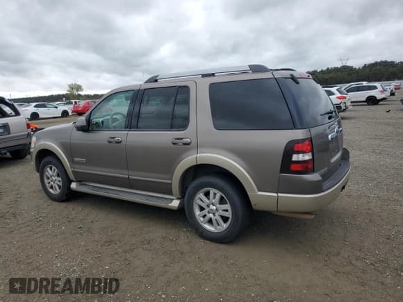 ✅ 2006 Ford Explorer Eddie Bauer • VIN: 1FMEU64E16UA56299 • Лот: 84261595. Опубликован ранее на Copart с пробегом 186 405 миль. Бесплатный доступ к архиву аукционных продаж из США и подробный отчёт об истории автомобиля на DreamBid. Изображение 2.