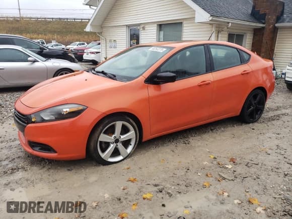 ✅ 2015 Dodge Dart SXT • VIN: 1C3CDFBB5FD330967 • Lot: 90253275. Wystawiony na Copart z przebiegiem 97 925 mil. Bezpłatny archiwum sprzedaży aukcyjnych z USA i szczegółowy raport historii pojazdu na DreamBid. Zdjęcie 1.