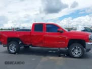 ✅ 2017 Chevrolet Silverado 1500 LT • VIN: 1GCRCREH8HZ340117 • Lot: 42577458. Wystawiony na IAAI z przebiegiem 136 692 mil. Bezpłatny archiwum sprzedaży aukcyjnych z USA i szczegółowy raport historii pojazdu na DreamBid. Zdjęcie 14.
