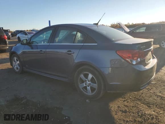 ✅ 2014 Chevrolet Cruze 1LT • VIN: 1G1PC5SB5E7352449 • Лот: 90703335. Опубликован ранее на Copart с пробегом 91 823 миль. Бесплатный доступ к архиву аукционных продаж из США и подробный отчёт об истории автомобиля на DreamBid. Изображение 2.