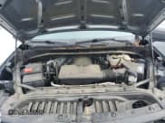 ✅ 2019 Chevrolet Silverado 1500 Custom Trail Boss • VIN: 1GCPYCEF7KZ240294 • Lot: 65943354. Wystawiony na Copart z przebiegiem 35 152 mil. Bezpłatny archiwum sprzedaży aukcyjnych z USA i szczegółowy raport historii pojazdu na DreamBid. Zdjęcie 11.