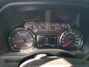 ✅ 2016 Chevrolet Silverado 2500HD LT • VIN: 1GC1KVE89GF221906 • Lot: 62914335. Wystawiony na Copart z przebiegiem 175 806 mil. Bezpłatny archiwum sprzedaży aukcyjnych z USA i szczegółowy raport historii pojazdu na DreamBid. Zdjęcie 9.