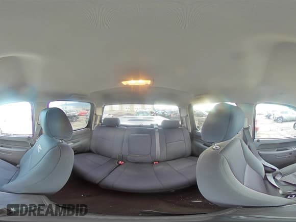 ✅ 2011 Chevrolet Silverado 1500 LT • VIN: 3GCPKSE3XBG329617 • Лот: 85758275. Опубликован ранее на Copart с пробегом 80 032 миль. Бесплатный доступ к архиву аукционных продаж из США и подробный отчёт об истории автомобиля на DreamBid. Изображение 14.