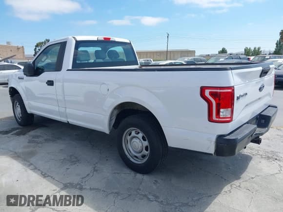 ✅ 2016 Ford F-150 XL • VIN: 1FTMF1C83GKE63790 • Лот: 42572535. Опубликован ранее на IAAI с пробегом 234 125 миль. Бесплатный доступ к архиву аукционных продаж из США и подробный отчёт об истории автомобиля на DreamBid. Изображение 3.