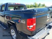 ✅ 2015 Chevrolet Silverado 1500 LT • VIN: 3GCPCREC2FG345824 • Lot: 41972895. Wystawiony na IAAI z przebiegiem 129 234 mil. Bezpłatny archiwum sprzedaży aukcyjnych z USA i szczegółowy raport historii pojazdu na DreamBid. Zdjęcie 18.